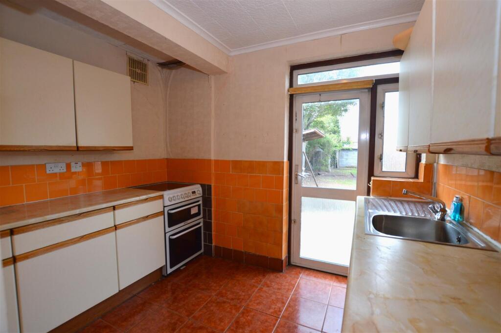 House in Twickenham - View 4