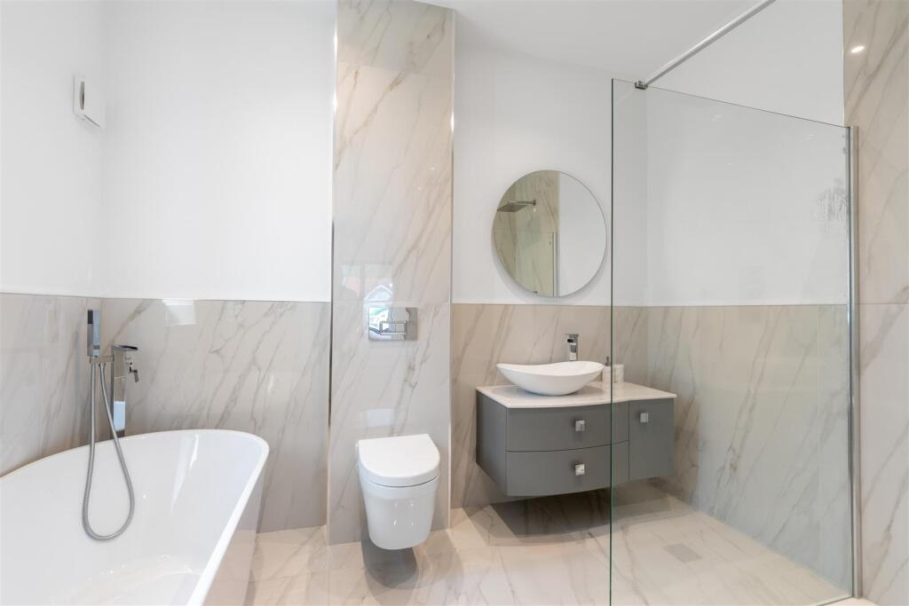 Additional image 19 of Haye Lane