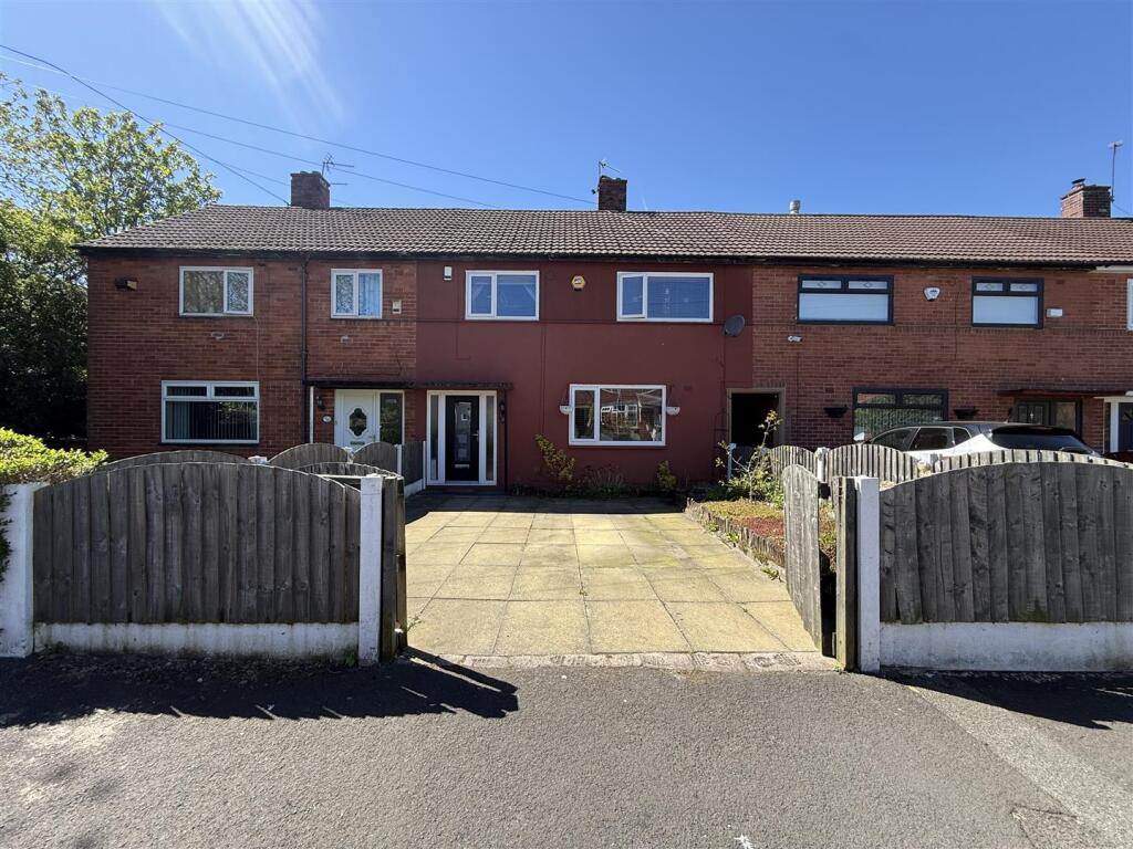 Main image of property: Reins Lee Road, Ashton-Under-Lyne