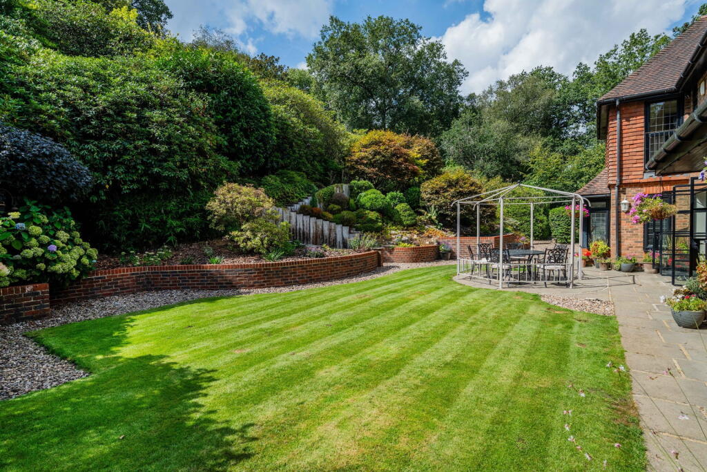 House in Tandridge, Limpsfield - View 4