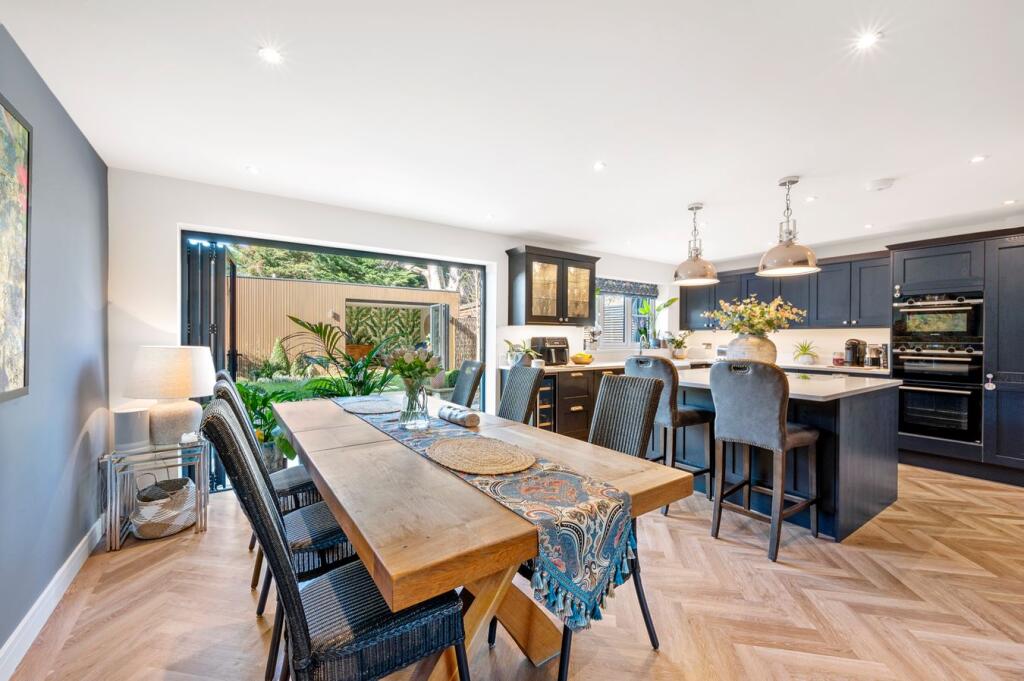 House in Elmbridge, Surrey - View 2
