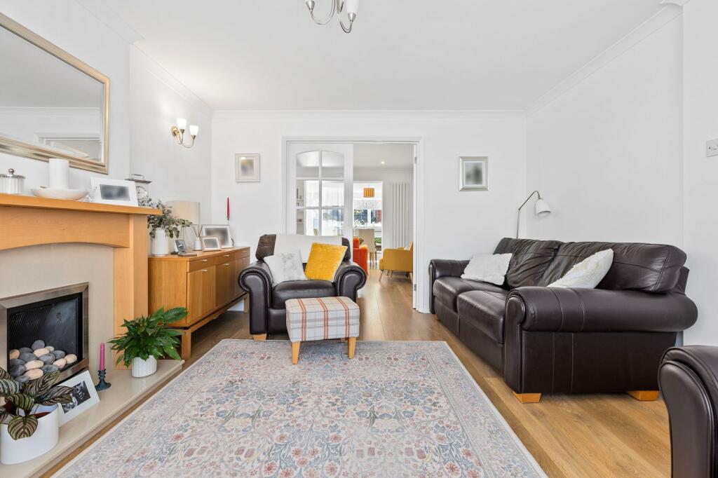 House in Stevenage - View 3