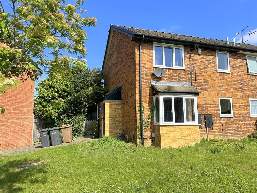 Main image of property: Catesby Green, Luton, LU3 4DR