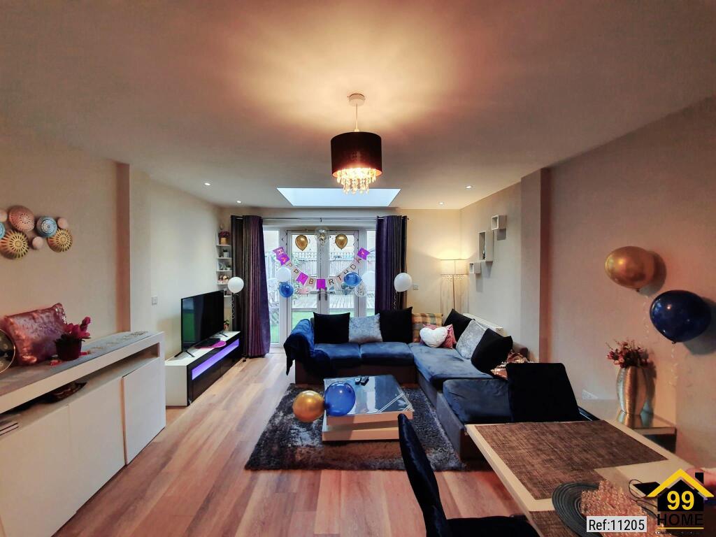 House in Romford - View 3
