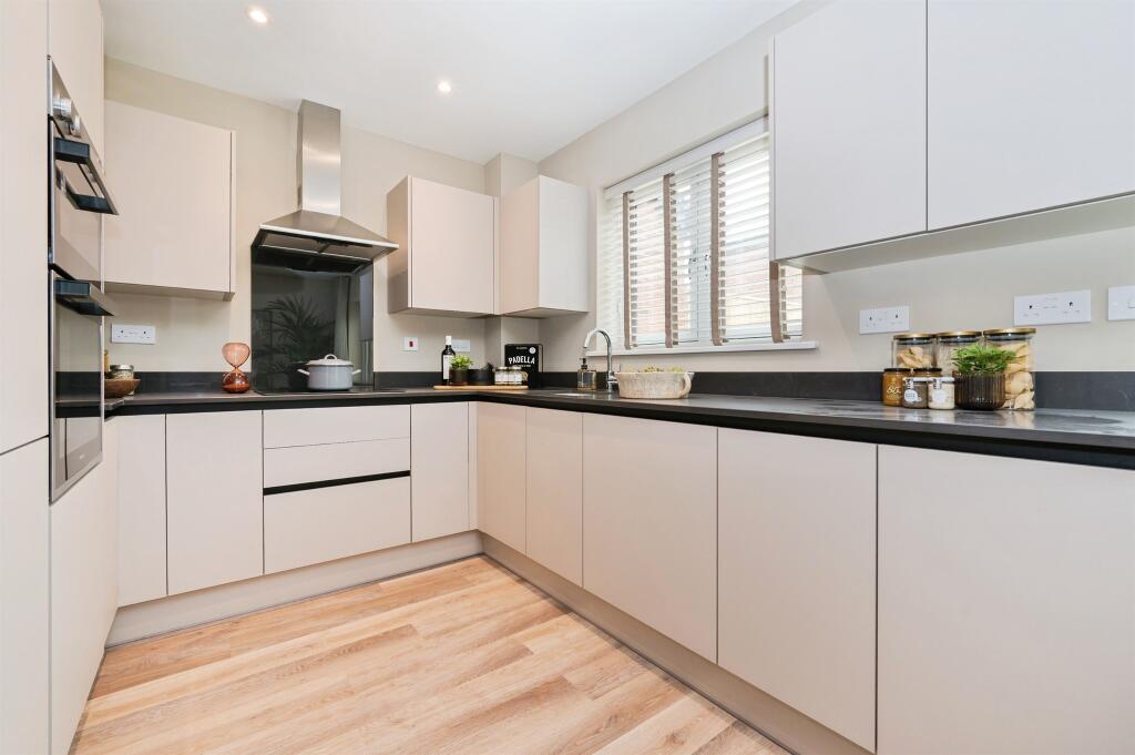 House in Eastleigh - More