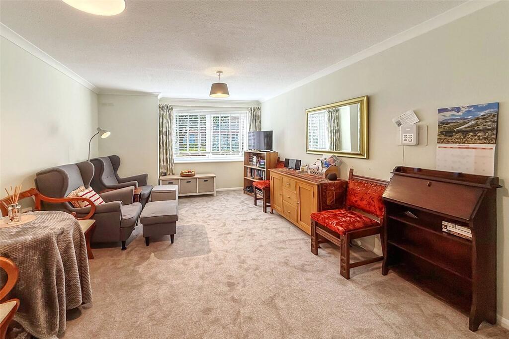 Irvine Road, Littlehampton, West Sussex - View 4