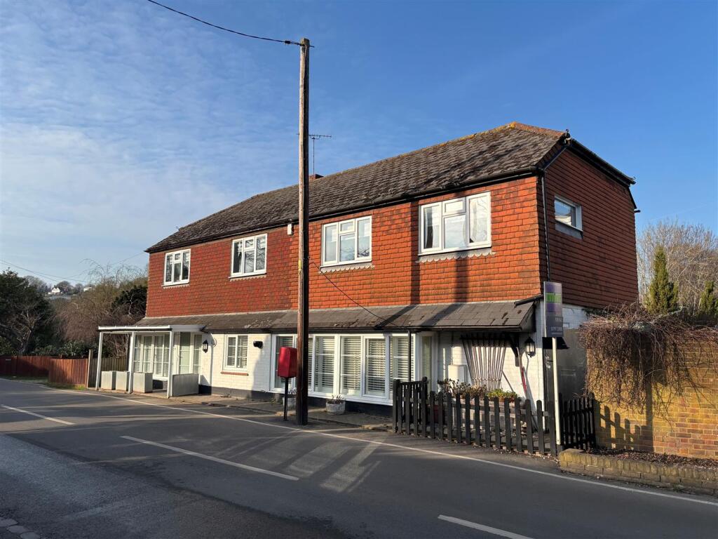 4-bed detached on Pett Level Road, Pett Level, £400,000
