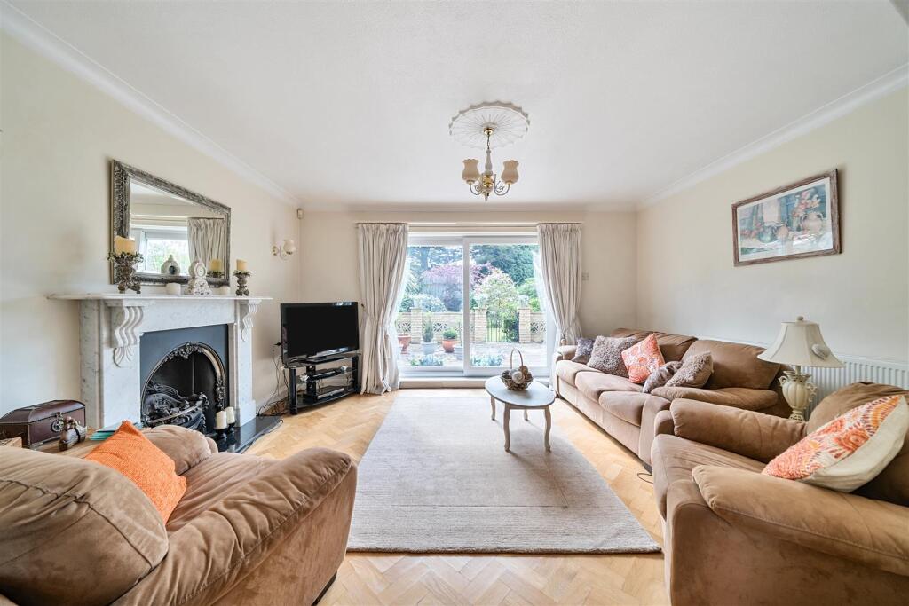 House in Harrow - View 4