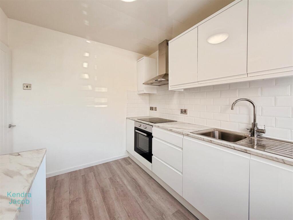 House in Sheffield - View 4