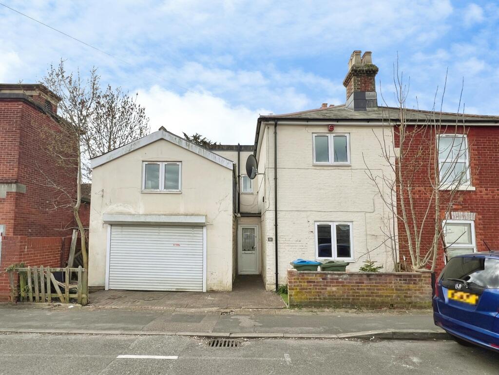 Main image of property: Carlisle Road, Southampton, SO16 4FH