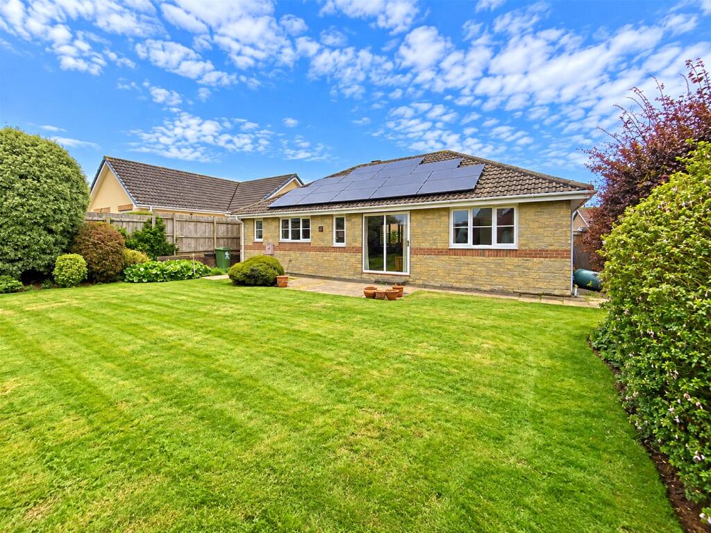House in Exeter - View 2