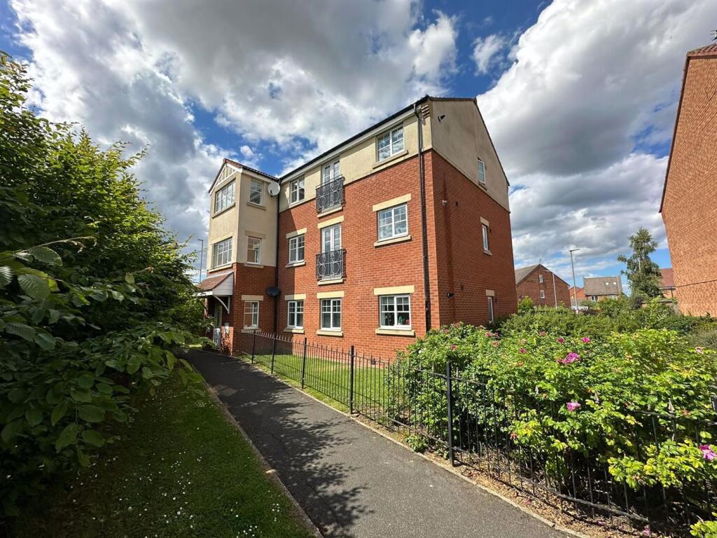 Main image of property: Hadleigh Walk, Ingleby Barwick