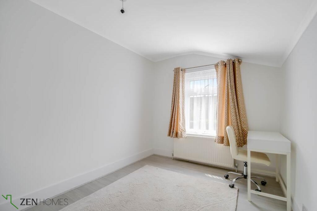 House in London - View 5