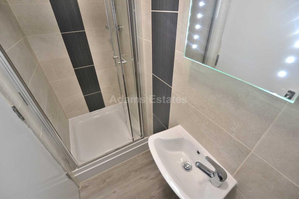 Apartment in Reading, Katesgrove, Whitley - More