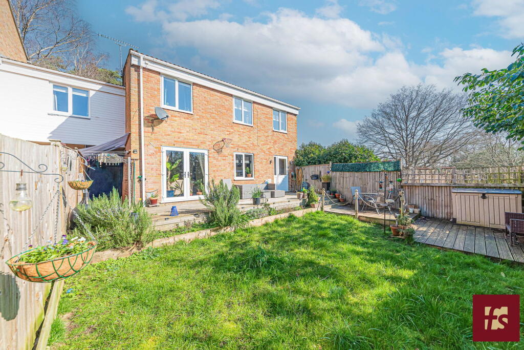 Main image of property: Deansgate, Bracknell, RG12 7HQ