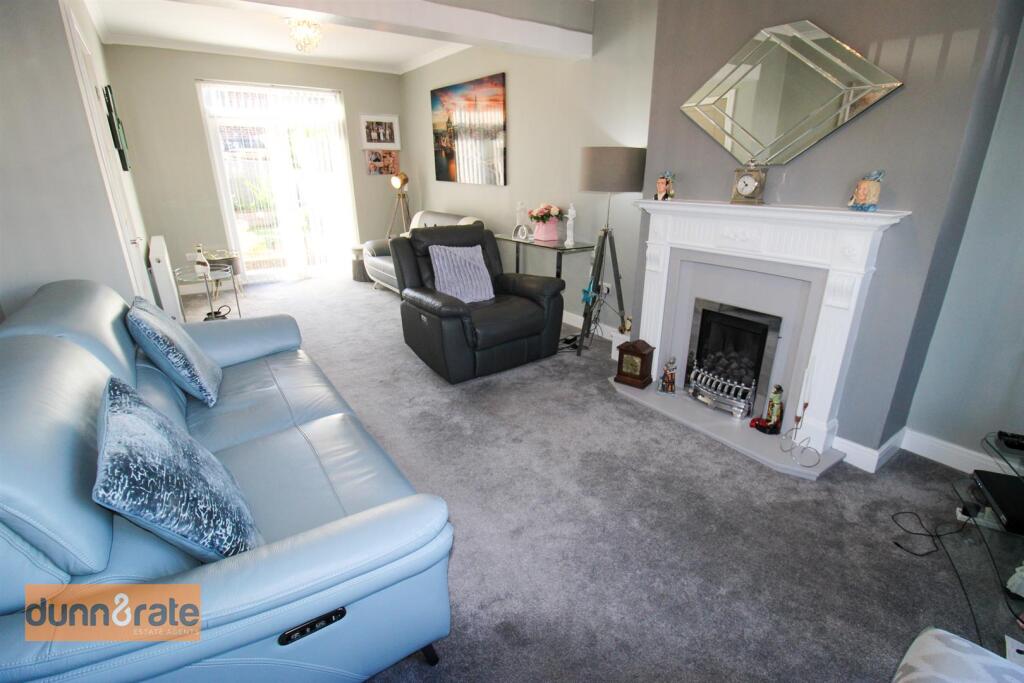 House in Stoke-on-Trent - View 4