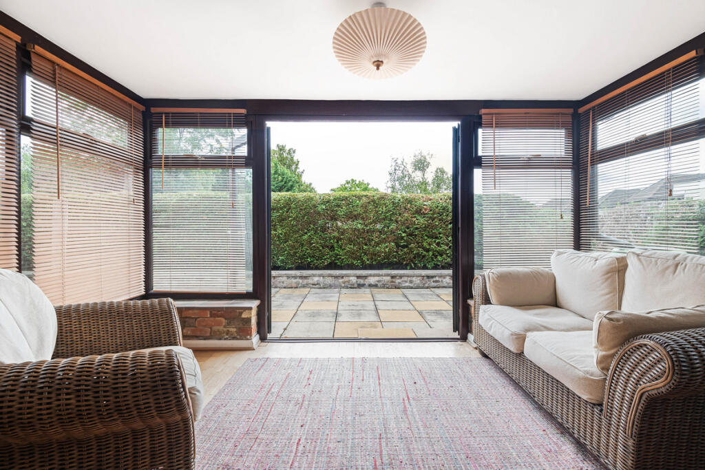 House in Watford - View 5