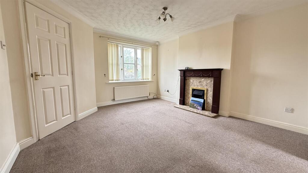 House in Peterborough - View 2