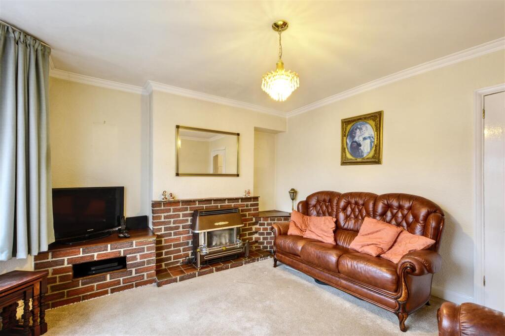 House in Nottingham, Beeston - View 3