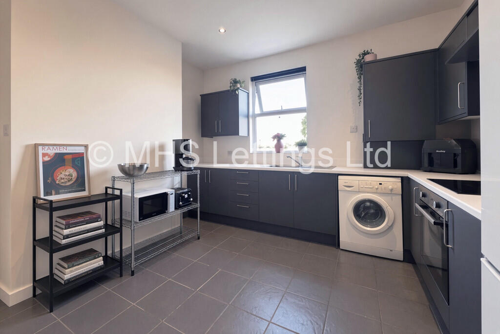House in Leeds - View 5