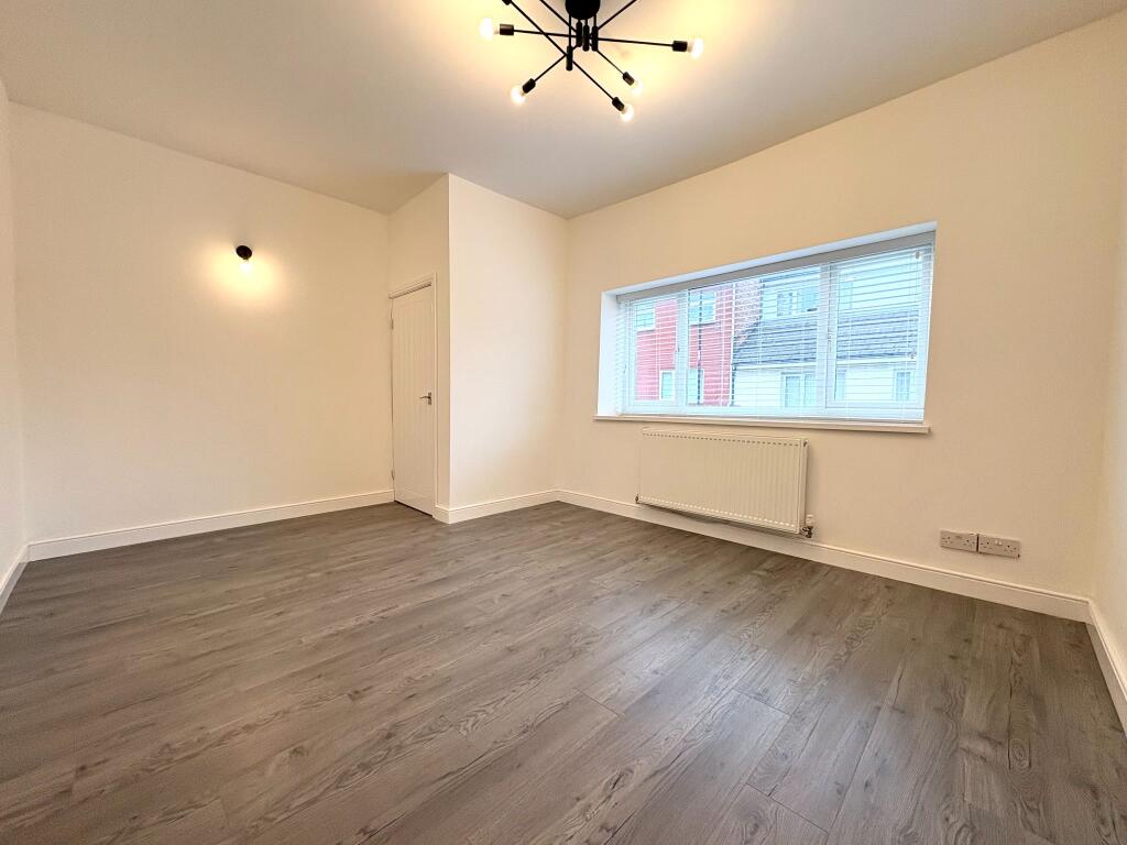 House in Durham - View 2