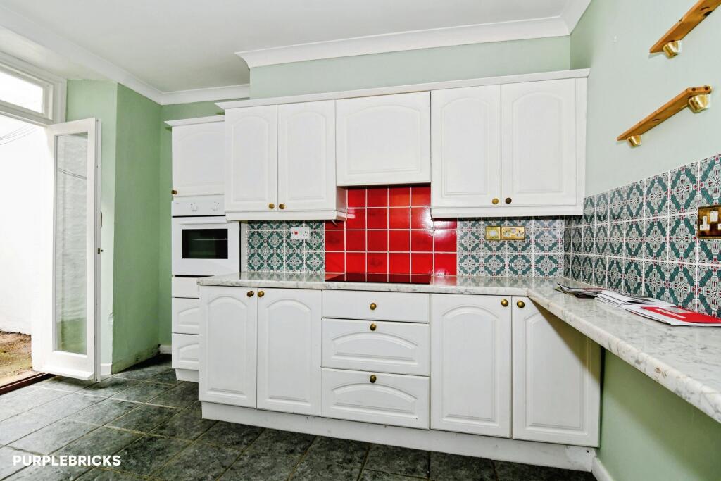 Apartment in Exeter - More