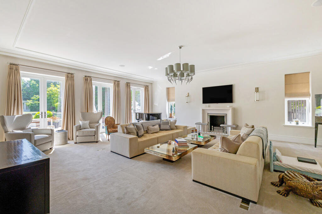 Regent's Walk, Ascot, Berkshire, SL5 photo 4