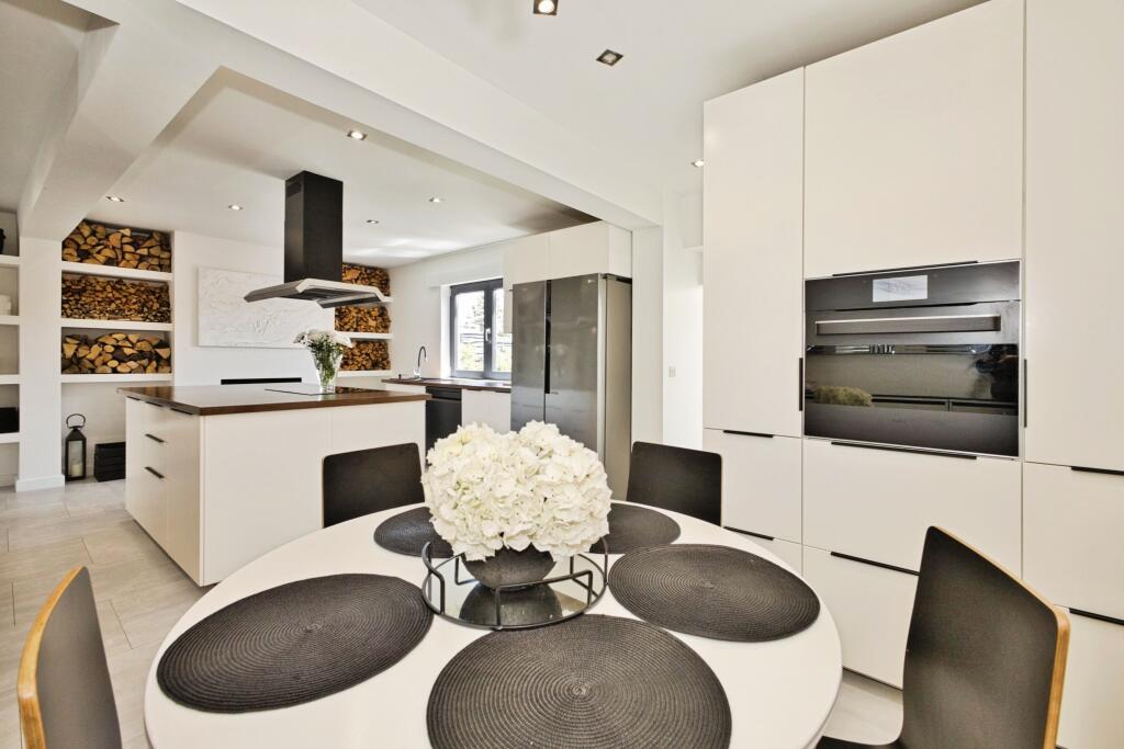 Main image of property: Rhode Lane, Bridgwater, TA6