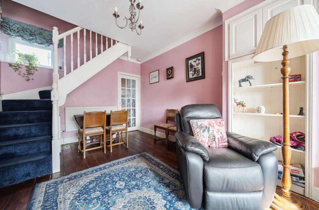 Woburn Road, Bedford photo 3