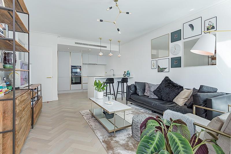 Apartment in London - View 5
