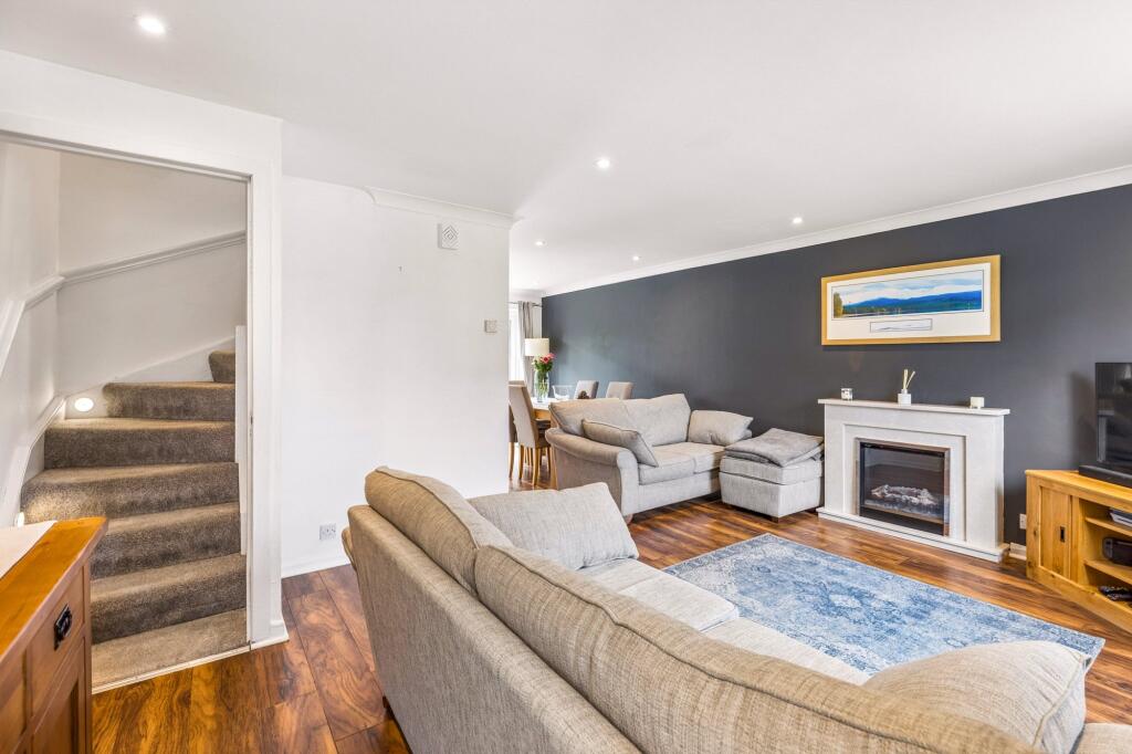 Ballantrae Crescent, Newton Mearns, Glasgow photo 3