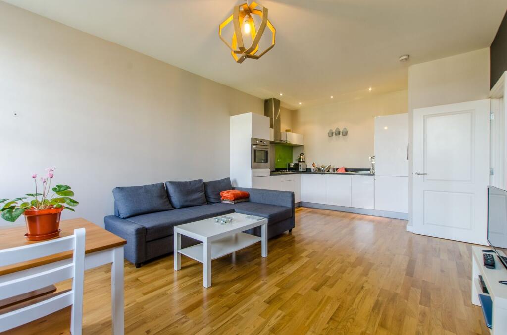Apartment in London - View 4