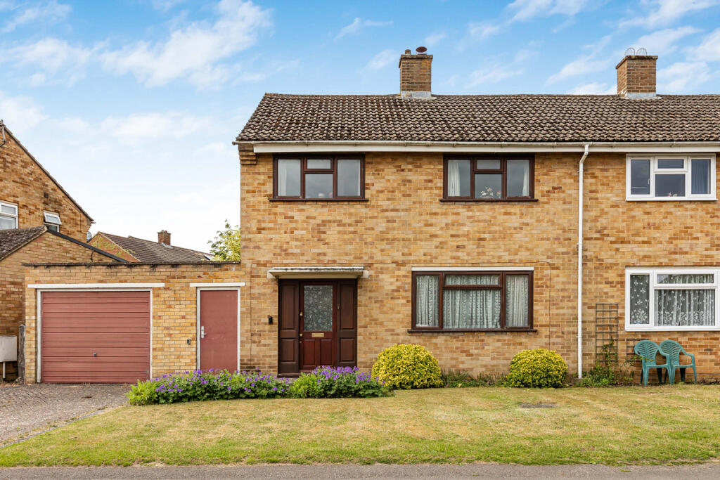 Main image of property: Appleford Drive, Abingdon, OX14