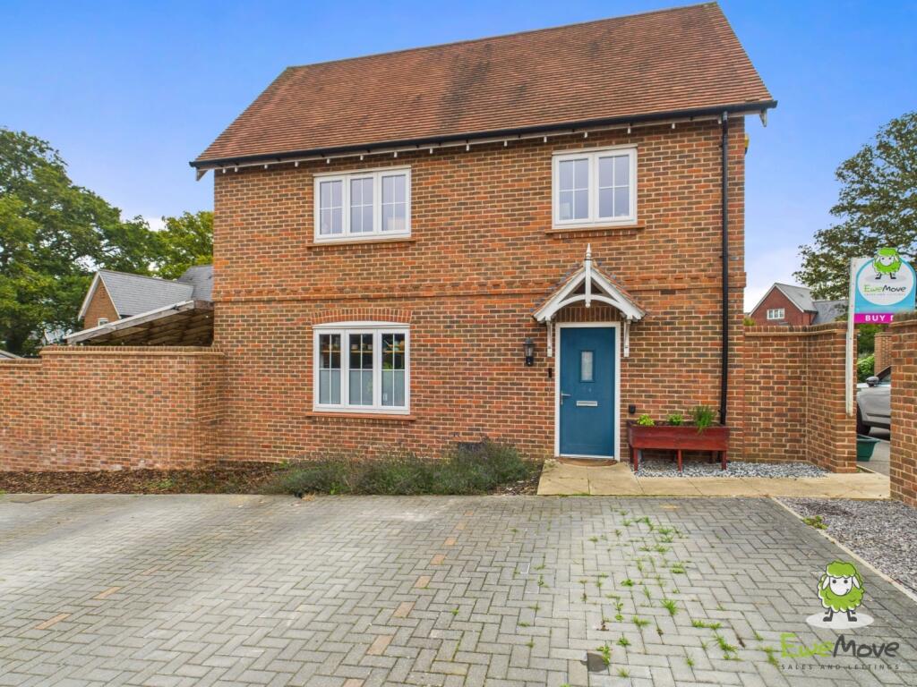 Main image of property: Dovecote Way, Chineham, Basingstoke, Hampshire, RG24