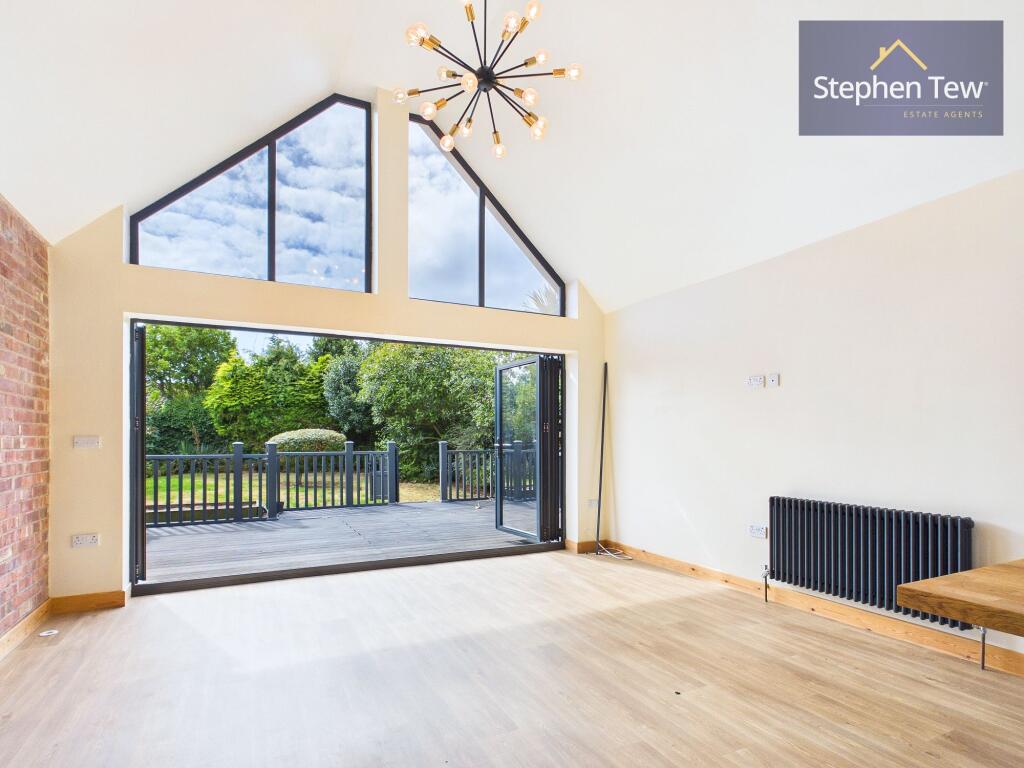 Main image of property: Blackpool Road, Poulton-Le-Fylde, FY6