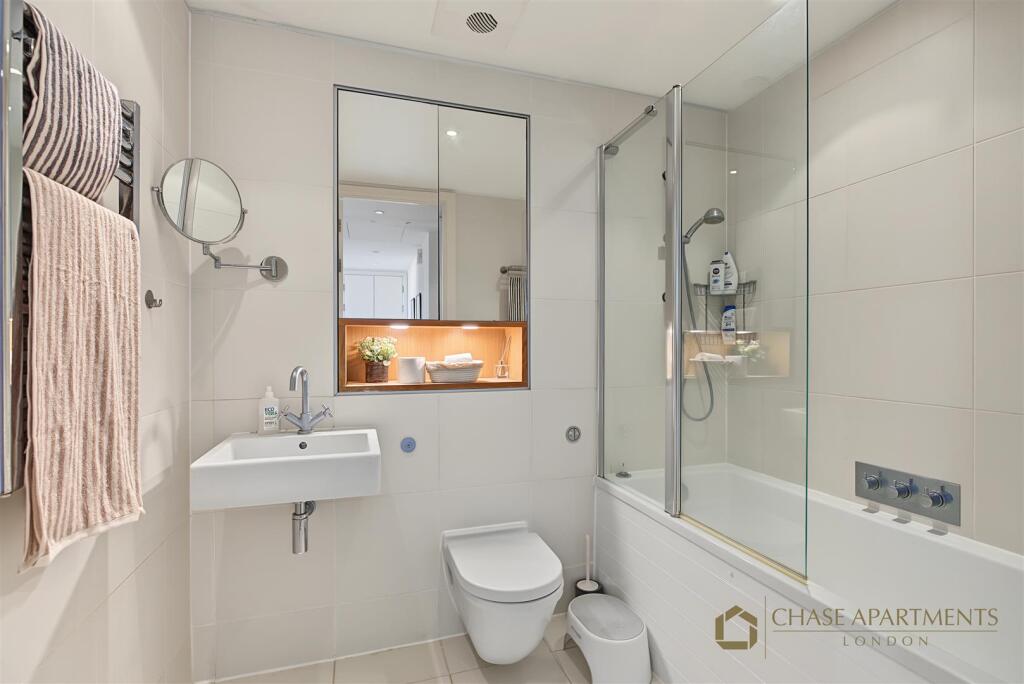 Apartment in London, City of Westminster - View 4