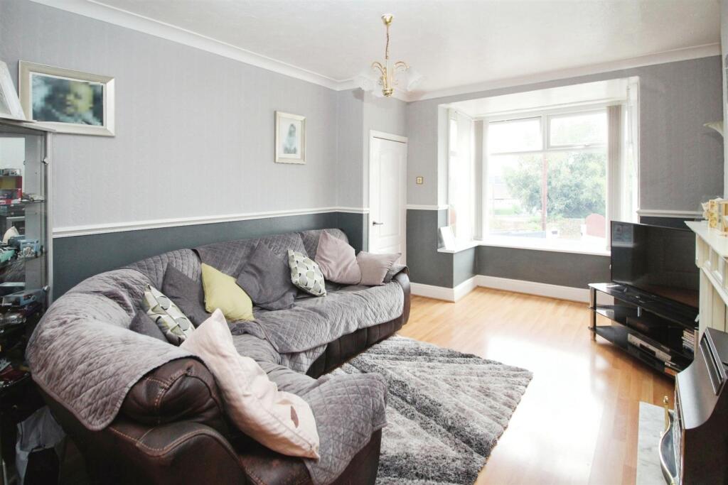 House in Bradford - View 2
