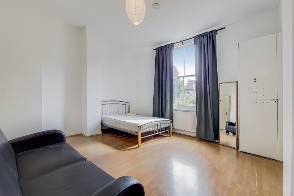Main image of property: Stroud Green Road, London, N4