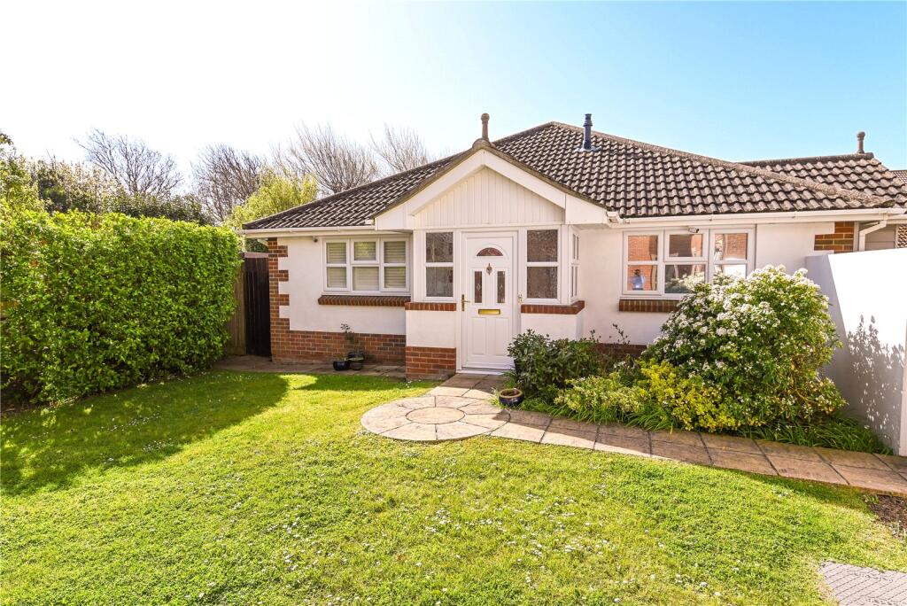 Main image of property: Barton Wood Road, Barton on Sea, New Milton, Hampshire, BH25