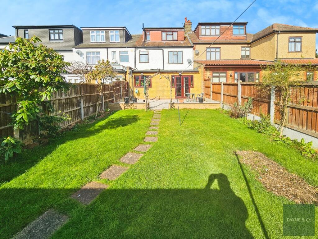 House in London - View 2