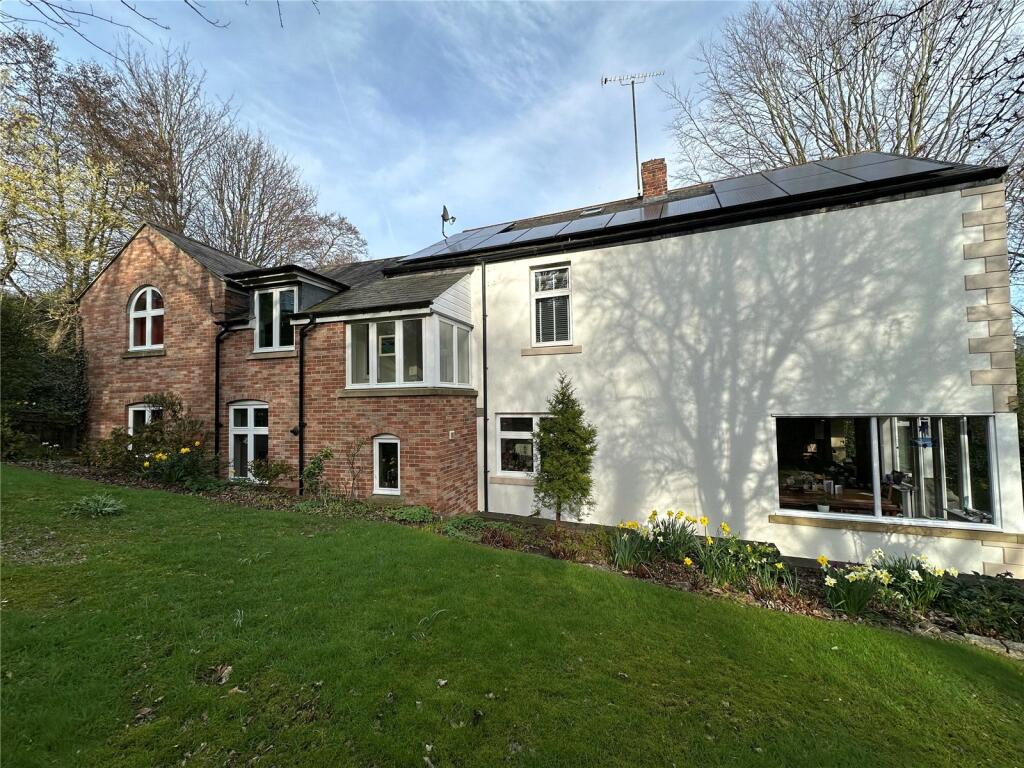 5-bed detached on Sidegate, Durham, DH1, £895,000