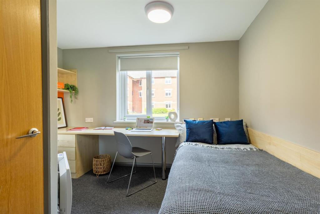 Additional image 4 of Birmingham | Student | September | B5