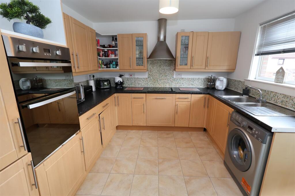 House in Gourock, Larkfield - View 5