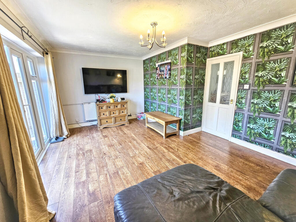 House in Peterborough - View 5