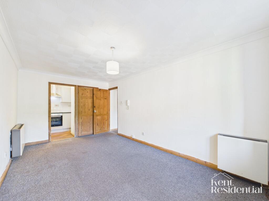 Apartment in Rochester - View 4