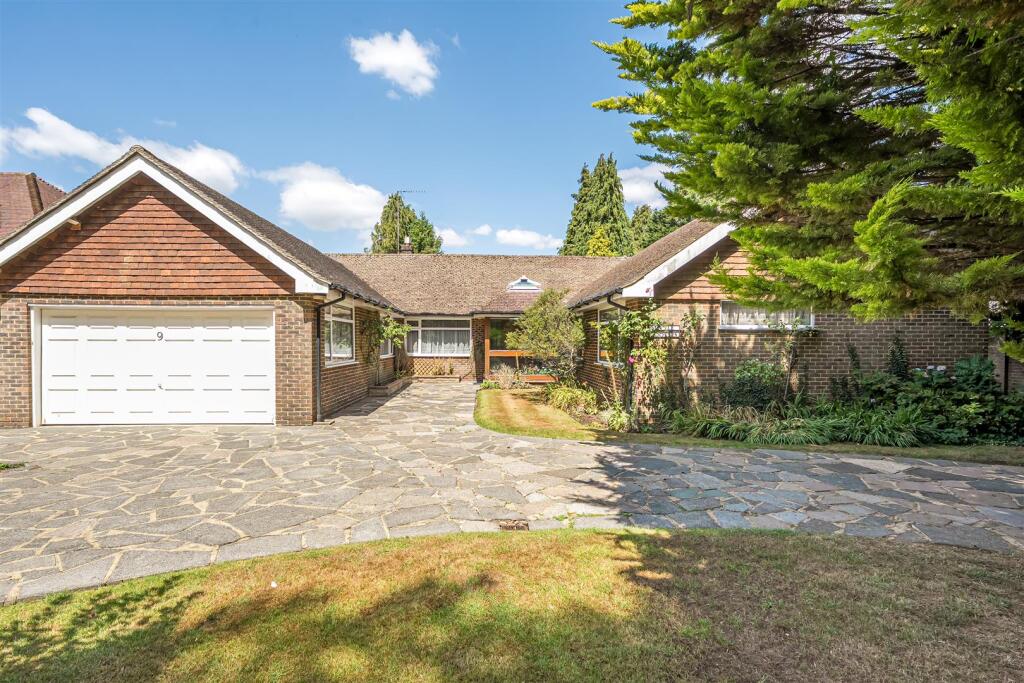 Main image of property: Ballantyne Drive, Kingswood