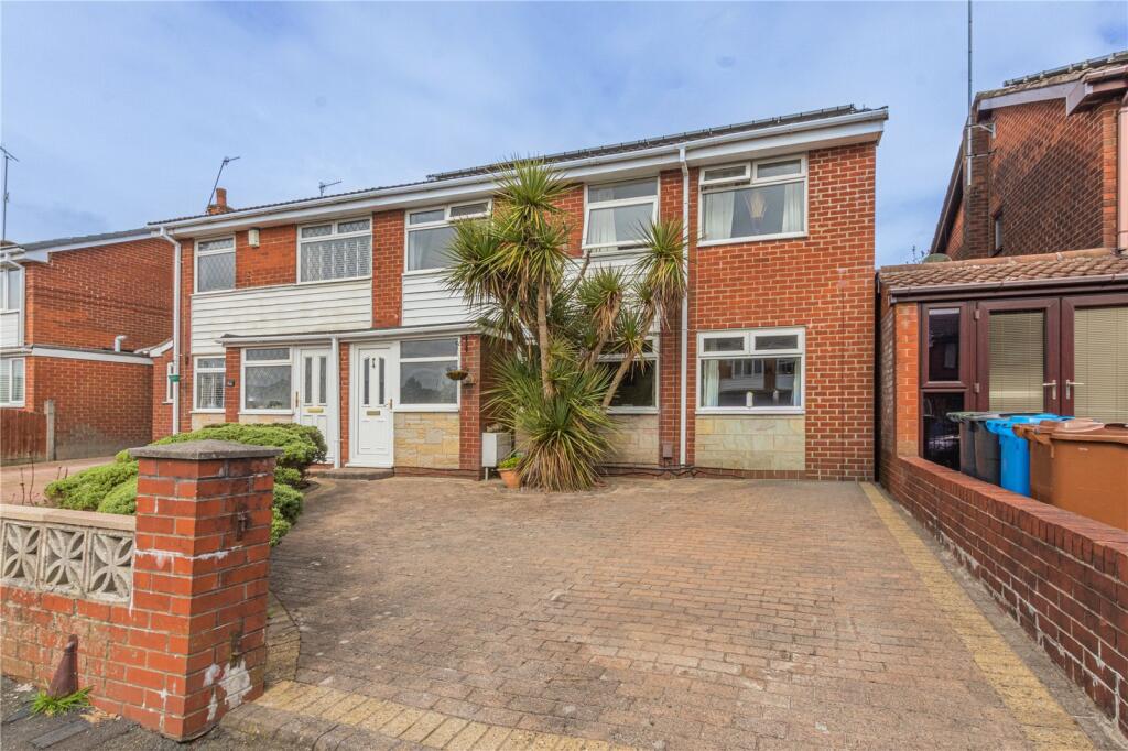 Main image of property: Oozewood Road, Royton, Oldham, Greater Manchester, OL2