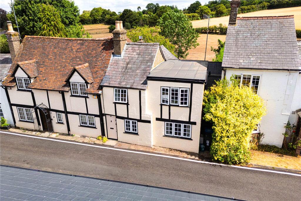 Main image of property: Bourne End Lane, Hemel Hempstead, Hertfordshire, HP1