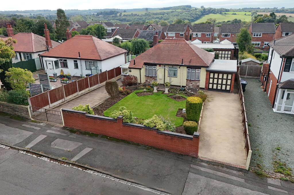 2-bed detached on Northwood Lane, Newcastle, ST5, £300,000