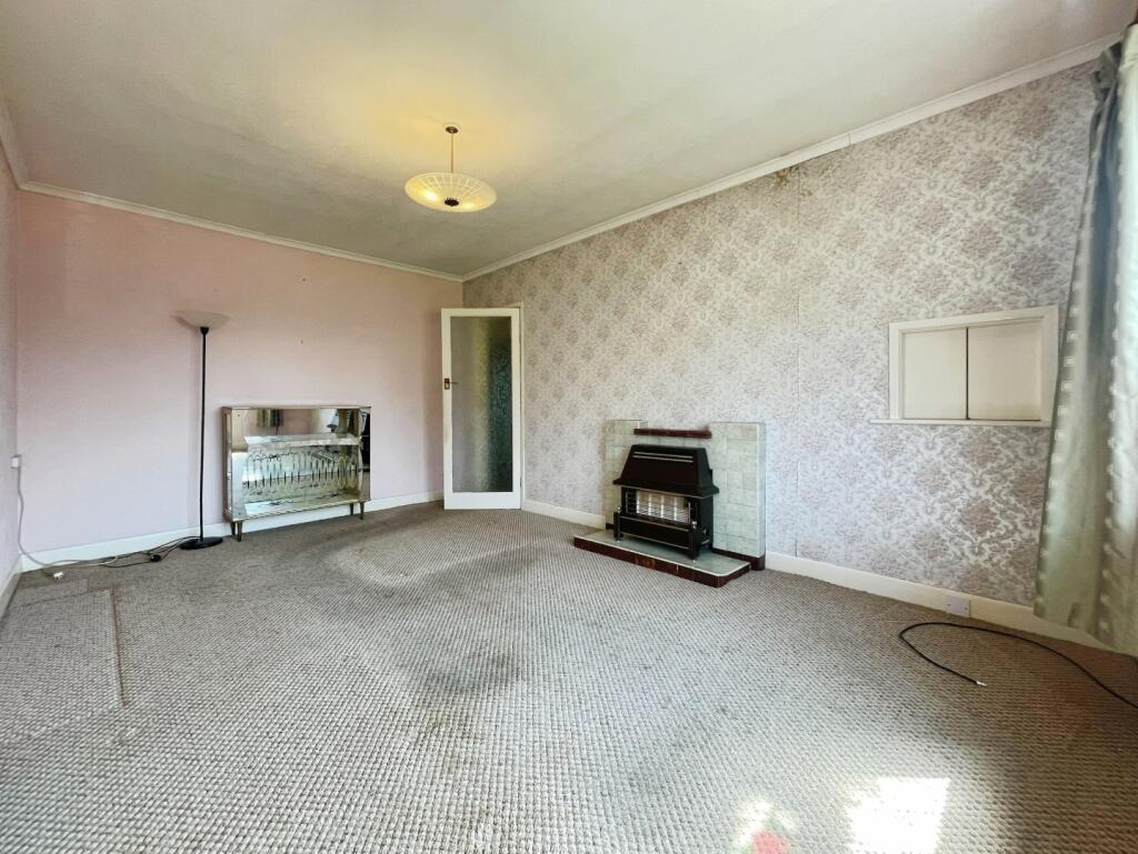 High House Road Bradford, BD2 4EY photo 4